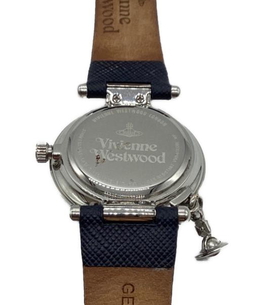 Vivienne Westwood（ヴィヴィアンウエストウッド）Vivienne Westwood (ヴィヴィアンウエストウッド) オーブチャーム付腕時計 ブラックの古着・服飾アイテム