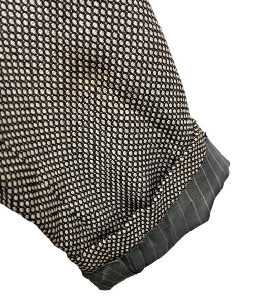 ARMANI COLLEZIONI（アルマーニ コレツィオーニ）ARMANI COLLEZIONI (アルマーニ コレツィオーニ) テーラードジャケット グレー サイズ:50の古着・服飾アイテム