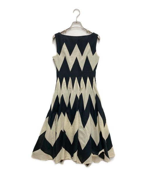 Sybilla（シビラ）Sybilla (シビラ) コットンシルク ノースリーブワンピース ホワイト×ブラック サイズ:Mの古着・服飾アイテム