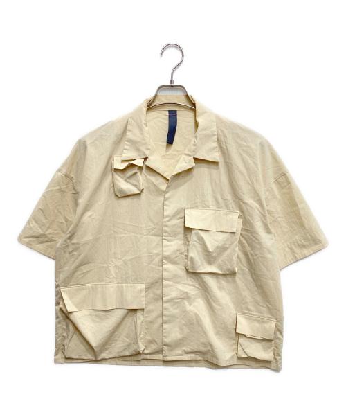 SHINYA KOZUKA（シンヤコズカ）SHINYA KOZUKA (シンヤコズカ) 半袖シャツ ベージュ サイズ:不明の古着・服飾アイテム