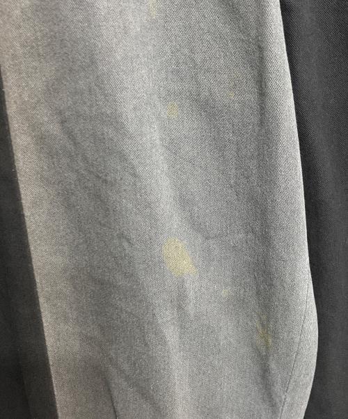 ISSEY MIYAKE（イッセイミヤケ）ISSEY MIYAKE (イッセイミヤケ) 切替シンチバックパンツ ブラック×グレー サイズ:Mの古着・服飾アイテム