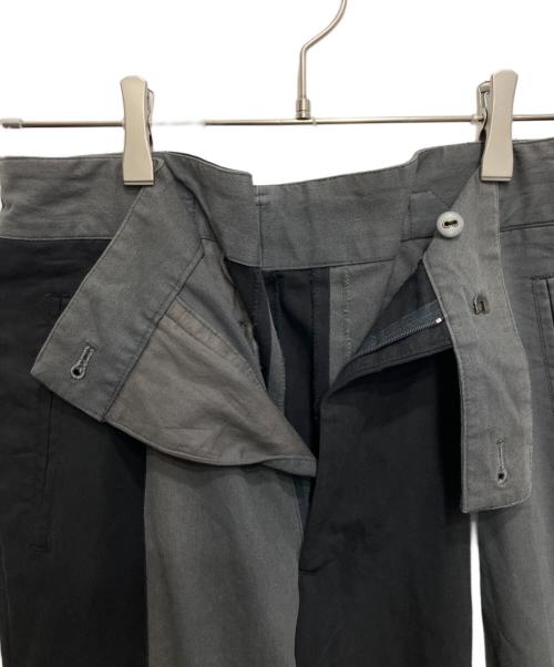 ISSEY MIYAKE（イッセイミヤケ）ISSEY MIYAKE (イッセイミヤケ) 切替シンチバックパンツ ブラック×グレー サイズ:Mの古着・服飾アイテム