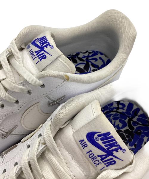 NIKE（ナイキ）NIKE (ナイキ) Air Force 1 Low '07 LX(エアフォース1Low '07 LX ) ホワイト サイズ:24の古着・服飾アイテム