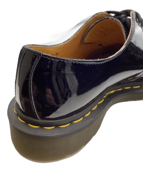Dr.Martens（ドクターマーチン）Dr.Martens (ドクターマーチン) エナメル3ホールシューズ ブラック サイズ:UK4の古着・服飾アイテム