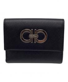 Salvatore Ferragamo（サルヴァトーレ フェラガモ）の古着「2つ折り財布」｜ブラック