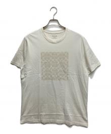 COACH（コーチ）の古着「シグネチャープリントTシャツ」｜ホワイト