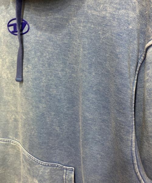 DIESEL（ディーゼル）DIESEL (ディーゼル) Dロゴプルオーバーパーカー ブルー サイズ:Mの古着・服飾アイテム