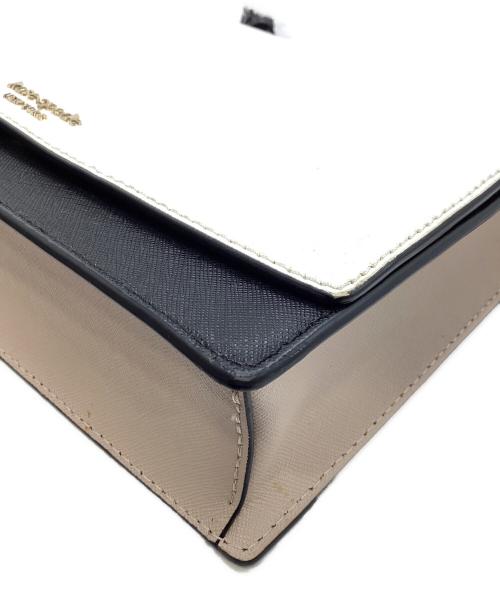 Kate Spade（ケイトスペード）Kate Spade (ケイトスペード) チェーンショルダーバッグ ホワイト×ブラックの古着・服飾アイテム