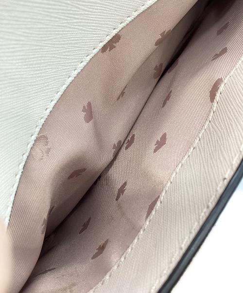 Kate Spade（ケイトスペード）Kate Spade (ケイトスペード) チェーンショルダーバッグ ホワイト×ブラックの古着・服飾アイテム