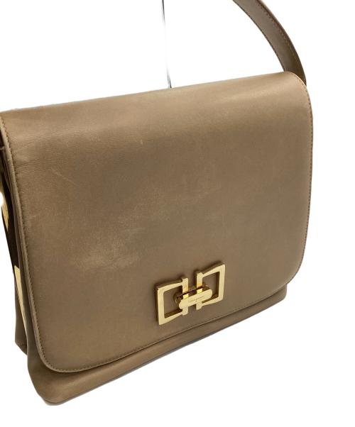 Salvatore Ferragamo（サルヴァトーレ フェラガモ）Salvatore Ferragamo (サルヴァトーレ フェラガモ) ハンドバッグ ベージュの古着・服飾アイテム