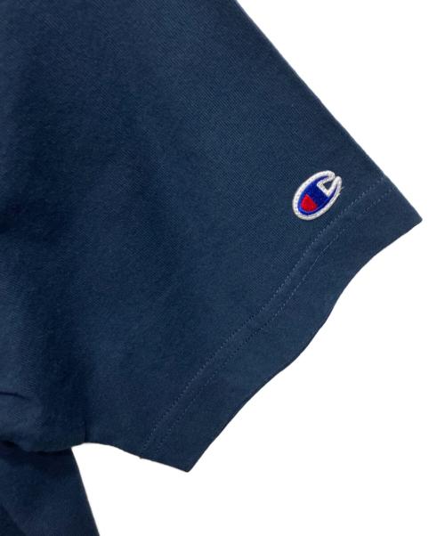 Champion（チャンピオン）Champion (チャンピオン) stussy (ステューシー) World Tour Tee （ワールド ツアー ティー） ブルー サイズ:Mの古着・服飾アイテム