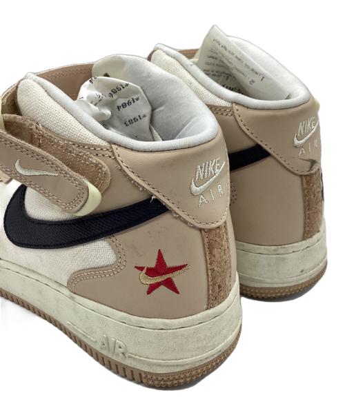 NIKE（ナイキ）NIKE (ナイキ) AIR FORCE 1 MID 07 LX（エアフォース 1 ミッド 07 LX） ベージュ サイズ:25の古着・服飾アイテム