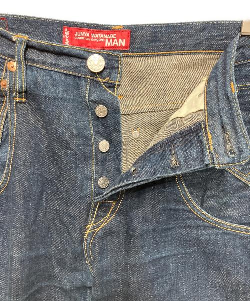 COMME des GARCONS JUNYA WATANABE MAN（コム デ ギャルソン ジュンヤ ワタナベ マン）COMME des GARCONS JUNYA WATANABE MAN (コム デ ギャルソン ジュンヤ ワタナベ マン) LEVI'S (リーバイス) デニムパンツ インディゴ サイズ:W37×L29の古着・服飾アイテム