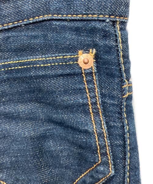 COMME des GARCONS JUNYA WATANABE MAN（コム デ ギャルソン ジュンヤ ワタナベ マン）COMME des GARCONS JUNYA WATANABE MAN (コム デ ギャルソン ジュンヤ ワタナベ マン) LEVI'S (リーバイス) デニムパンツ インディゴ サイズ:W37×L29の古着・服飾アイテム