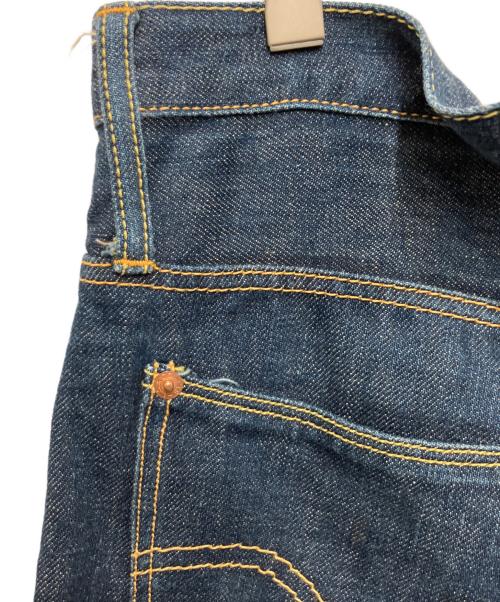 COMME des GARCONS JUNYA WATANABE MAN（コム デ ギャルソン ジュンヤ ワタナベ マン）COMME des GARCONS JUNYA WATANABE MAN (コム デ ギャルソン ジュンヤ ワタナベ マン) LEVI'S (リーバイス) デニムパンツ インディゴ サイズ:W37×L29の古着・服飾アイテム
