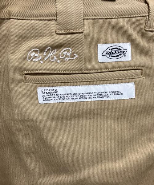 BEDWIN &THE HEARTBREAKERS（ベドウィンアンドザ ハートブレイカーズ）BEDWIN &THE HEARTBREAKERS (ベドウィンアンドザ ハートブレイカーズ) Dickies (ディッキーズ) 9Lチノパン ベージュ サイズ:3の古着・服飾アイテム