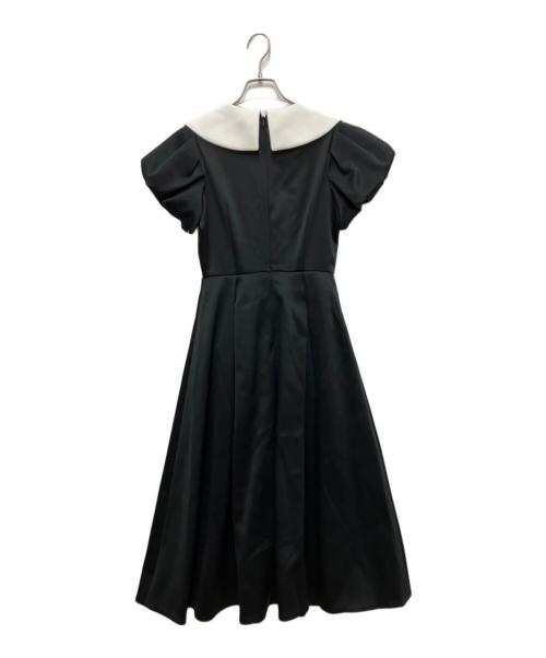 Snidel（スナイデル）Snidel (スナイデル) ボリュームフレアワンピ ブラック 未使用品の古着・服飾アイテム