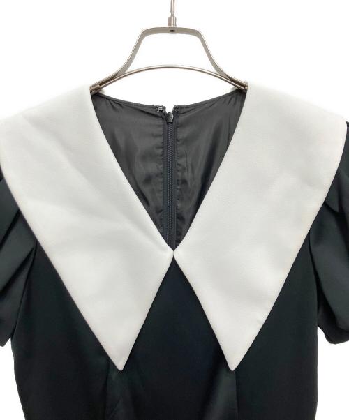 Snidel（スナイデル）Snidel (スナイデル) ボリュームフレアワンピ ブラック 未使用品の古着・服飾アイテム