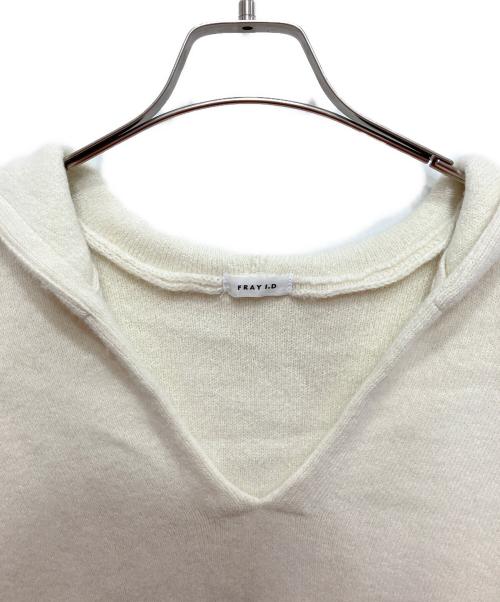 FRAY ID（フレイ アイディー）FRAY ID (フレイ アイディー) ニットフーディー アイボリー サイズ:FREE 未使用品の古着・服飾アイテム