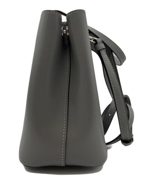 COACH（コーチ）COACH (コーチ) ミニアベニュー キャリーオール2WAYバッグ グレーの古着・服飾アイテム