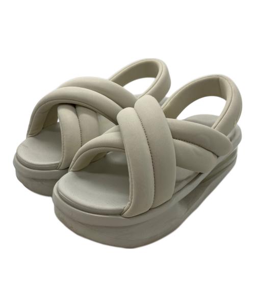 NIKE（ナイキ）NIKE (ナイキ) AIR MAX ISLA SANDAL ベージュ サイズ:23の古着・服飾アイテム