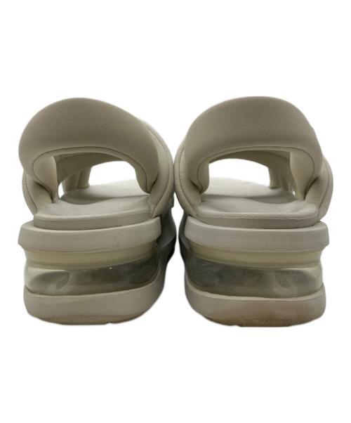NIKE（ナイキ）NIKE (ナイキ) AIR MAX ISLA SANDAL ベージュ サイズ:23の古着・服飾アイテム
