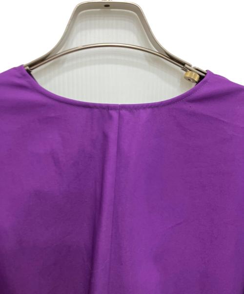 UNTITLED（アンタイトル）UNTITLED (アンタイトル) キーネックボリューム袖ブラウス パープル サイズ:4 未使用品の古着・服飾アイテム