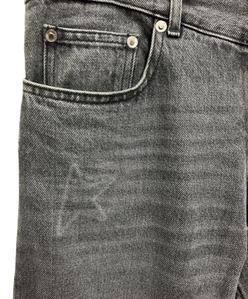 GOLDEN GOOSE（ゴールデングース）GOLDEN GOOSE (ゴールデングース) ウォッシュ加工デニムパンツ グレー サイズ: 73.5cm (W29)の古着・服飾アイテム