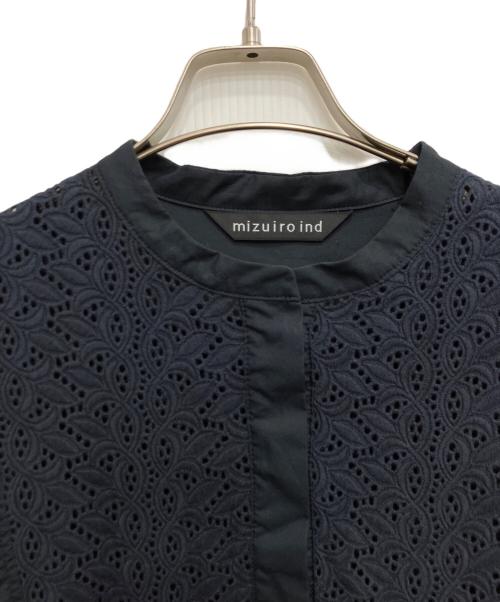 mizuiro-ind（ミズイロインド）mizuiro-ind (ミズイロインド) コットンレースコンビシャツワンピース ネイビー サイズ:freeの古着・服飾アイテム