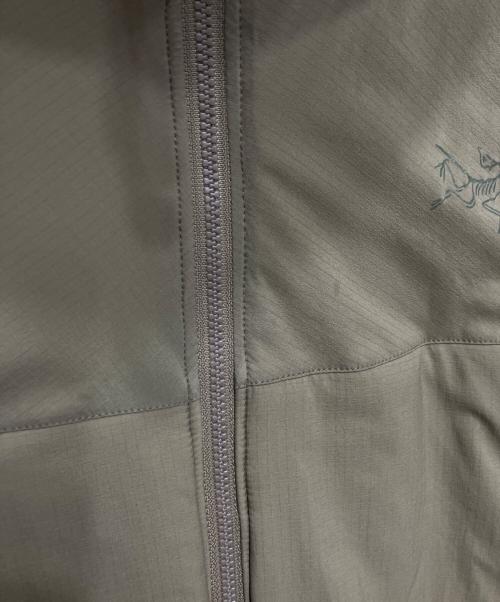 ARC'TERYX（アークテリクス）ARC'TERYX (アークテリクス) LEAF Atom SV Hoody （リーフアトムSVフーディ） クロコダイル サイズ:Lの古着・服飾アイテム