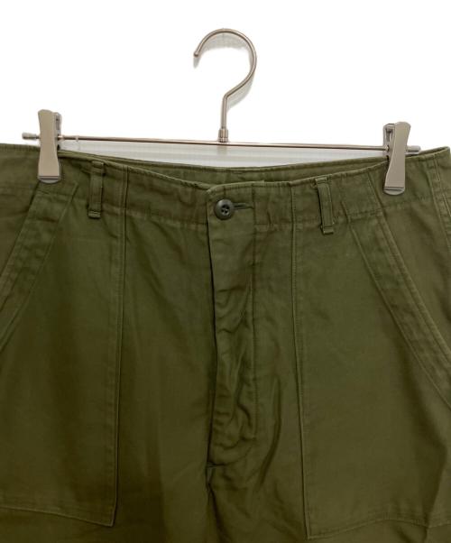 CIOTA（シオタ）CIOTA (シオタ) スビンコットンバックサテンベイカーパンツ カーキ サイズ:6の古着・服飾アイテム