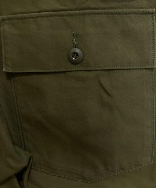 CIOTA（シオタ）CIOTA (シオタ) スビンコットンバックサテンベイカーパンツ カーキ サイズ:6の古着・服飾アイテム