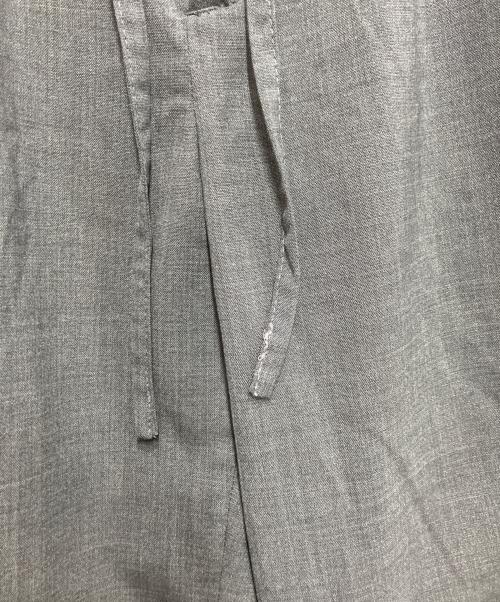 riccardo metha（リカルドメッサ）riccardo metha (リカルドメッサ) イージースラックス グレー サイズ:46の古着・服飾アイテム