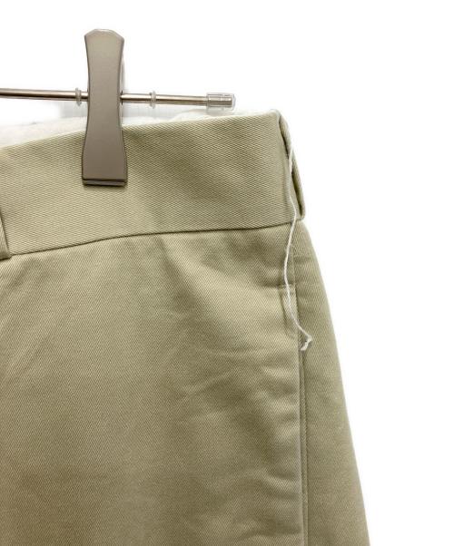 YAECA（ヤエカ）YAECA (ヤエカ) チノパン ベージュ サイズ:Mの古着・服飾アイテム