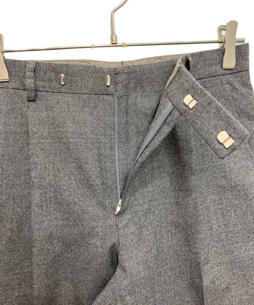 BOTTEGA VENETA（ボッテガベネタ）BOTTEGA VENETA (ボッテガベネタ) スラックス グレー サイズ:38の古着・服飾アイテム