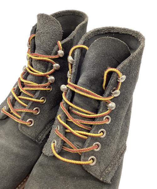 RED WING（レッドウィング）RED WING (レッドウィング) スウェードラウンドトゥブーツ グレー サイズ:23.5cmの古着・服飾アイテム