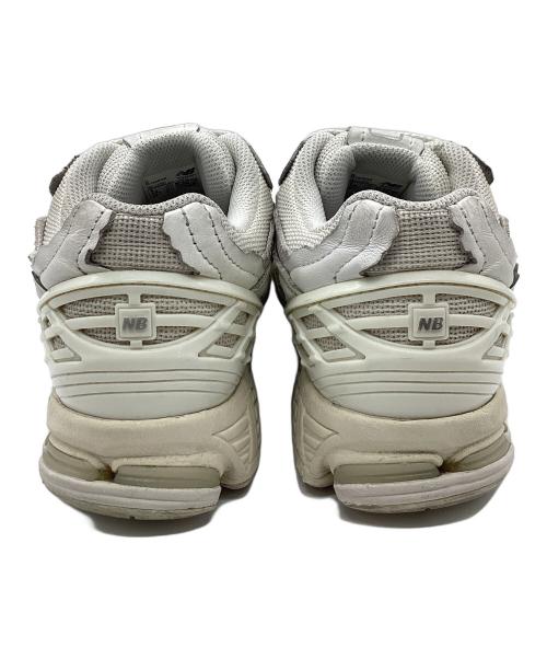 NEW BALANCE（ニューバランス）NEW BALANCE (ニューバランス) M1906DE ホワイト サイズ:27cmの古着・服飾アイテム