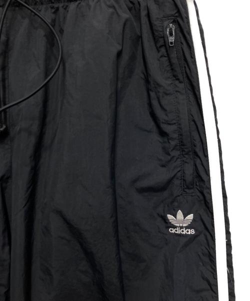 adidas Originals（アディダスオリジナル）adidas Originals (アディダスオリジナル) スリーストライプス ウーブン パラシュートパンツ ブラック サイズ:XLの古着・服飾アイテム