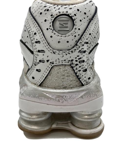 NIKE（ナイキ）NIKE (ナイキ) SHOX RIDE 2 （ショックス ライド 2） グレー×ホワイト サイズ:27cmの古着・服飾アイテム