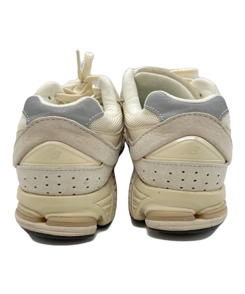 NEW BALANCE（ニューバランス）NEW BALANCE (ニューバランス) M2002RCC ベージュ サイズ:25cmの古着・服飾アイテム