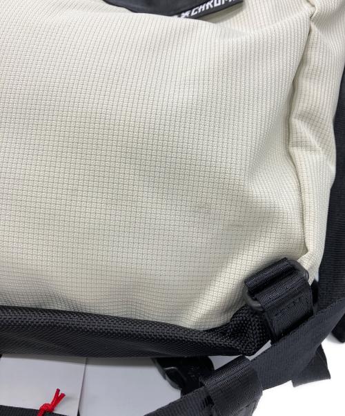 CHROME（クローム）CHROME (クローム) ニュースペーパーバッグ ホワイトの古着・服飾アイテム