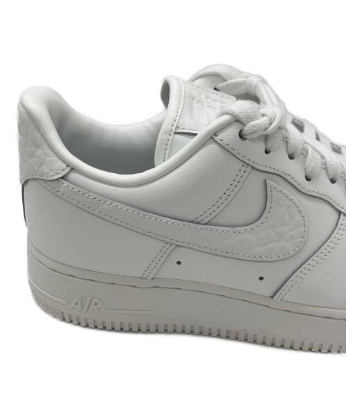 NIKE（ナイキ）NIKE (ナイキ) W AIR FORCE 1 ’07 LO ホワイト サイズ:26の古着・服飾アイテム