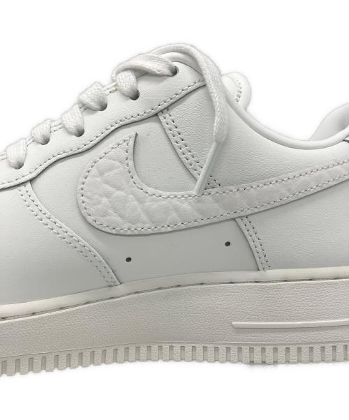 NIKE（ナイキ）NIKE (ナイキ) W AIR FORCE 1 ’07 LO ホワイト サイズ:26の古着・服飾アイテム