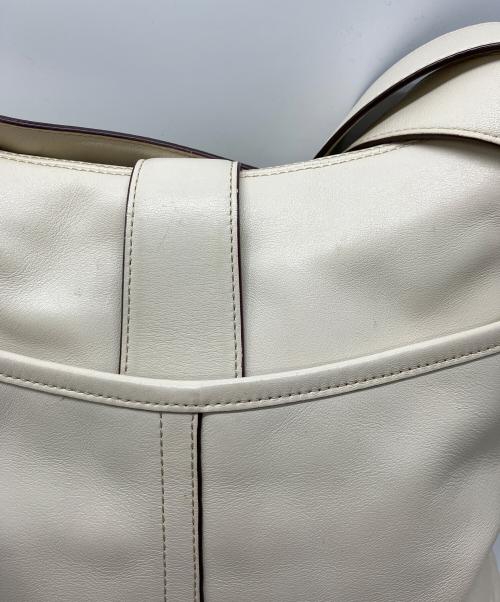 COACH（コーチ）COACH (コーチ) ショルダーバッグ ホワイトの古着・服飾アイテム