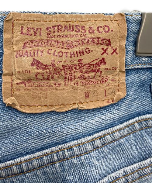 LEVI'S（リーバイス）LEVI'S (リーバイス) デニムパンツ ブルー サイズ:29×34の古着・服飾アイテム