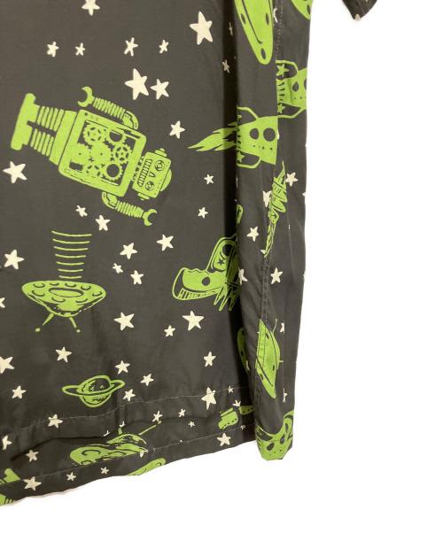 Star OF HOLLYWOOD（スターオブハリウッド）Star OF HOLLYWOOD (スターオブハリウッド) アロハシャツ ブラック サイズ:Mの古着・服飾アイテム