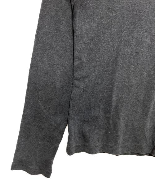 ISSEY MIYAKE（イッセイミヤケ）ISSEY MIYAKE (イッセイミヤケ) クルーネックカットソー グレー サイズ:Mの古着・服飾アイテム