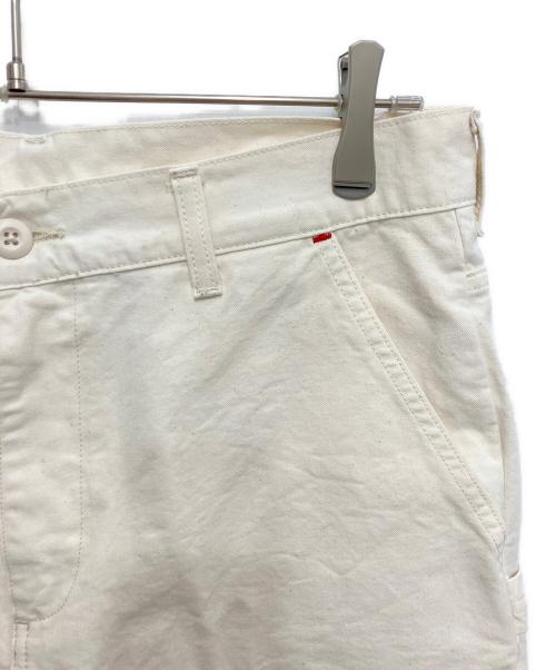 CarHartt（カーハート）CarHartt (カーハート) WESLEY SHORT （ウェスリー ショート） アイボリー サイズ:76cm (W30)の古着・服飾アイテム