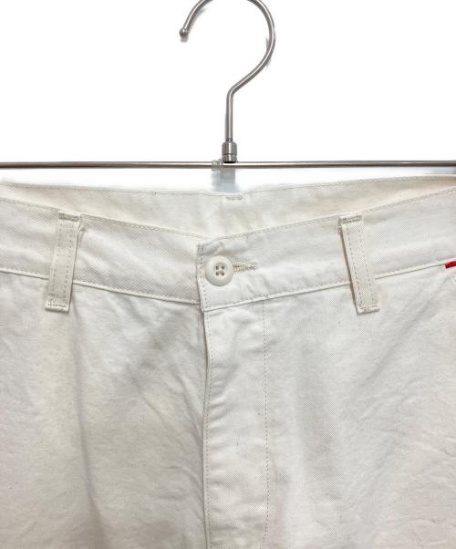 CarHartt（カーハート）CarHartt (カーハート) WESLEY SHORT （ウェスリー ショート） アイボリー サイズ:76cm (W30)の古着・服飾アイテム