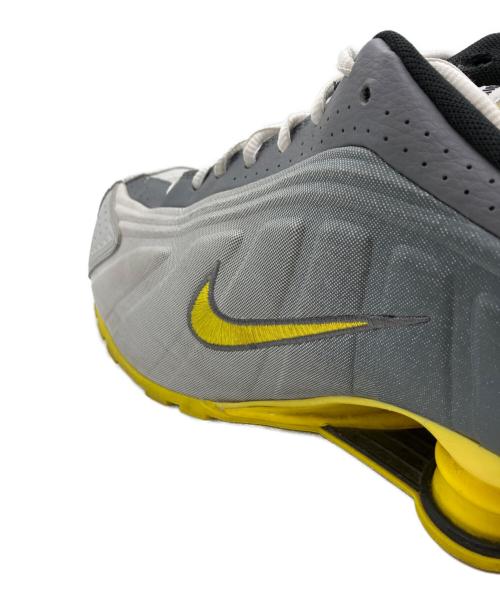 NIKE（ナイキ）NIKE (ナイキ) SHOX R4 SE（ショックス R4 SE） グレー サイズ:27の古着・服飾アイテム